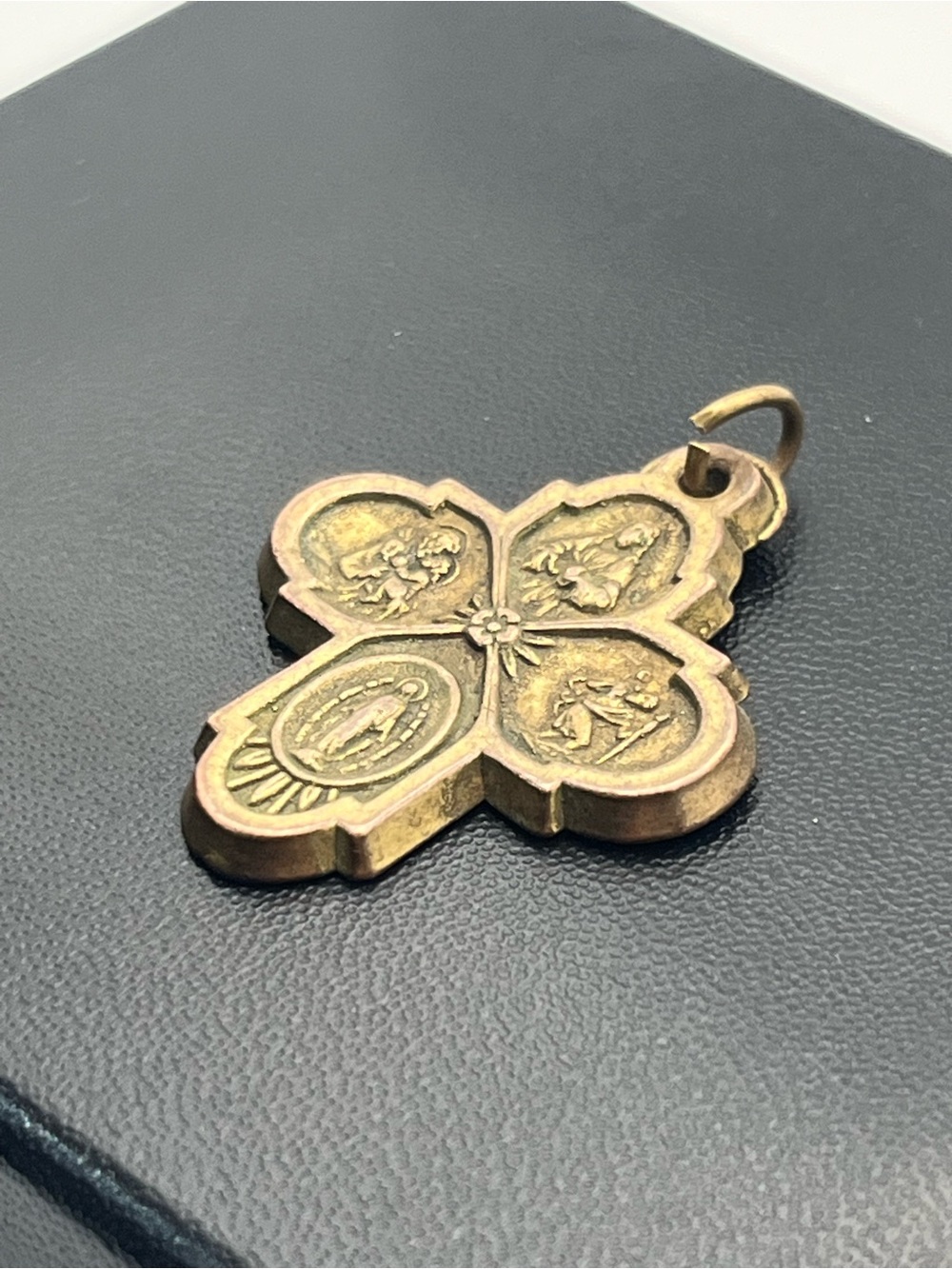 Vintage Catholic Gold tone 4 Way Religious Medal Four Way Cross pendant - Picture 4 of 12